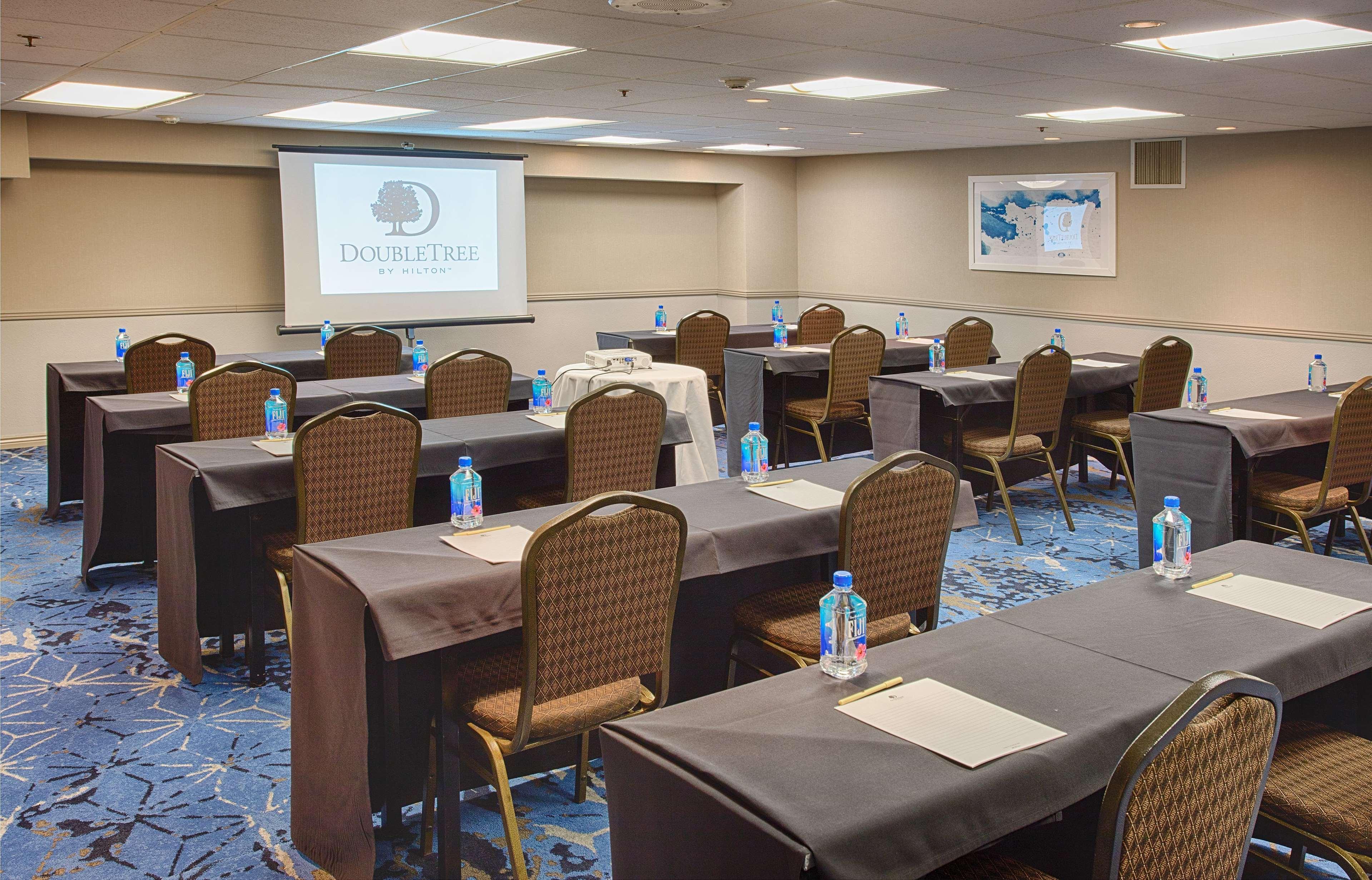 Doubletree By Hilton Denver/Westminister Вестминстер Экстерьер фото